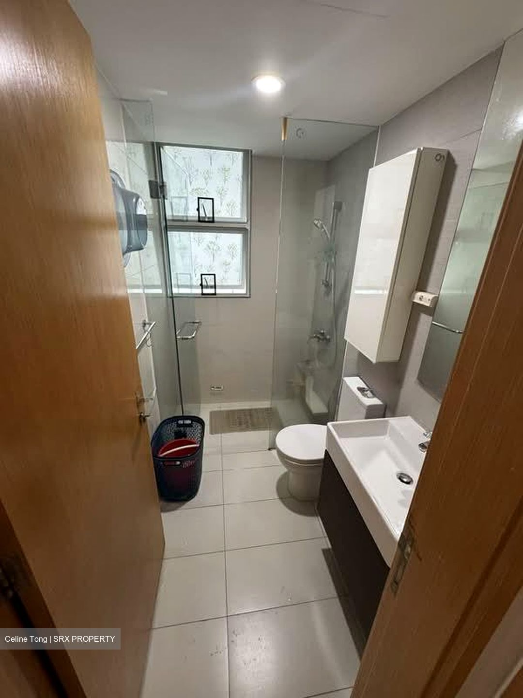 Prive (D19), Condominium #573885111